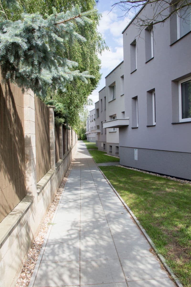 Studio flat to rent, 26 m², Ve Žlíbku, Prague, Prague Studio flat to rent, 26 m², Ve Žlíbku, Prague, Prague