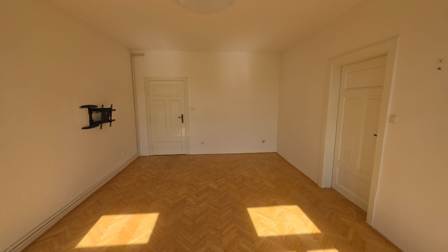 2 bedroom flat to rent, 65 m², Bratislavská, Brno, Jihomoravský Region 2 bedroom flat to rent, 65 m², Bratislavská, Brno, Jihomoravský Region