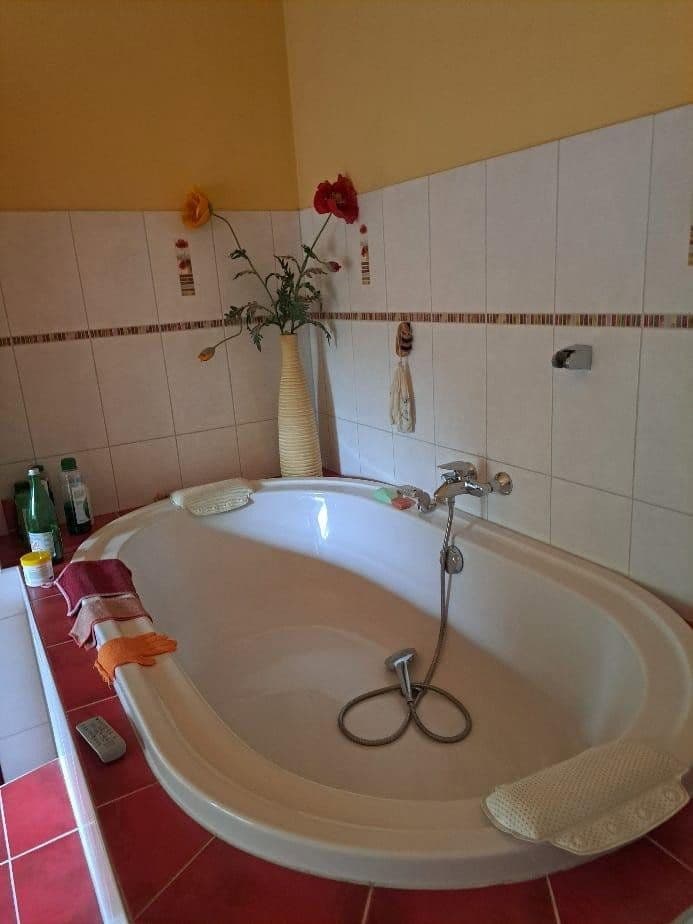 house for sale, 207 m², Linkershof 68, Ilmtal-Weinstraße, Thuringia house for sale, 207 m², Linkershof 68, Ilmtal-Weinstraße, Thuringia