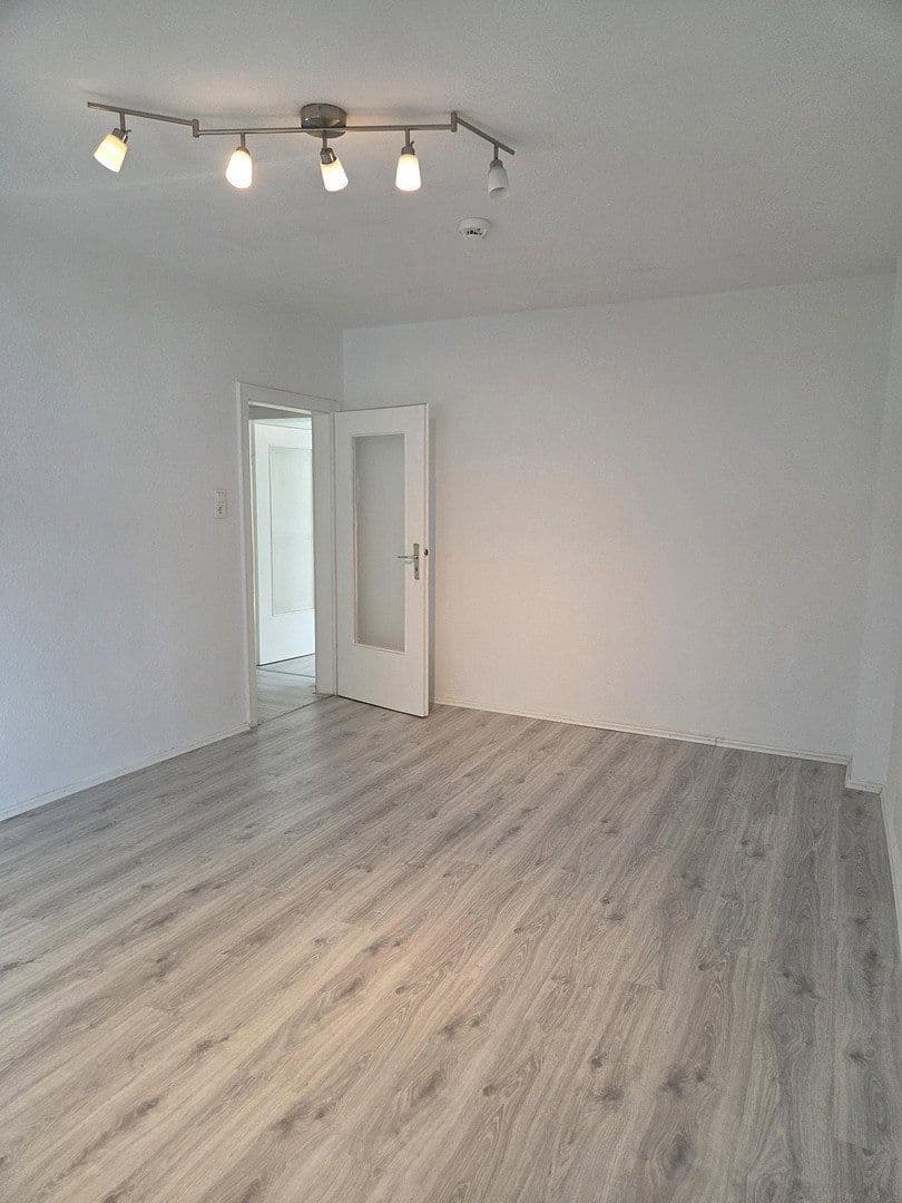 3 bedroom flat to rent, 80 m², Stolberstrasse 378, Köln, North Rhine-Westphalia 3 bedroom flat to rent, 80 m², Stolberstrasse 378, Köln, North Rhine-Westphalia