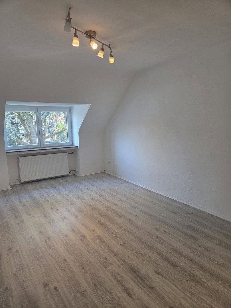 3 bedroom flat to rent, 80 m², Stolberstrasse 378, Köln, North Rhine-Westphalia 3 bedroom flat to rent, 80 m², Stolberstrasse 378, Köln, North Rhine-Westphalia