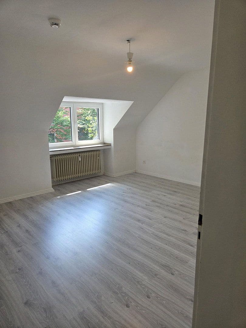 3 bedroom flat to rent, 80 m², Stolberstrasse 378, Köln, North Rhine-Westphalia 3 bedroom flat to rent, 80 m², Stolberstrasse 378, Köln, North Rhine-Westphalia