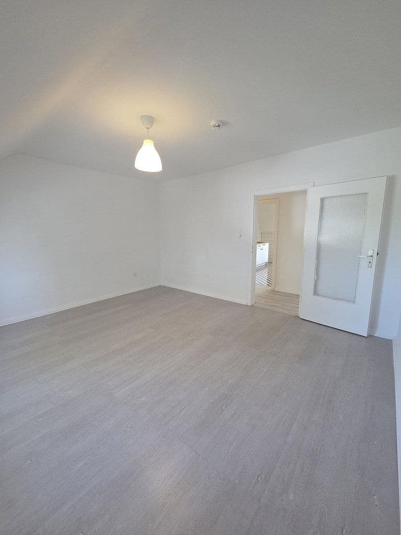 3 bedroom flat to rent, 80 m², Stolberstrasse 378, Köln, North Rhine-Westphalia 3 bedroom flat to rent, 80 m², Stolberstrasse 378, Köln, North Rhine-Westphalia