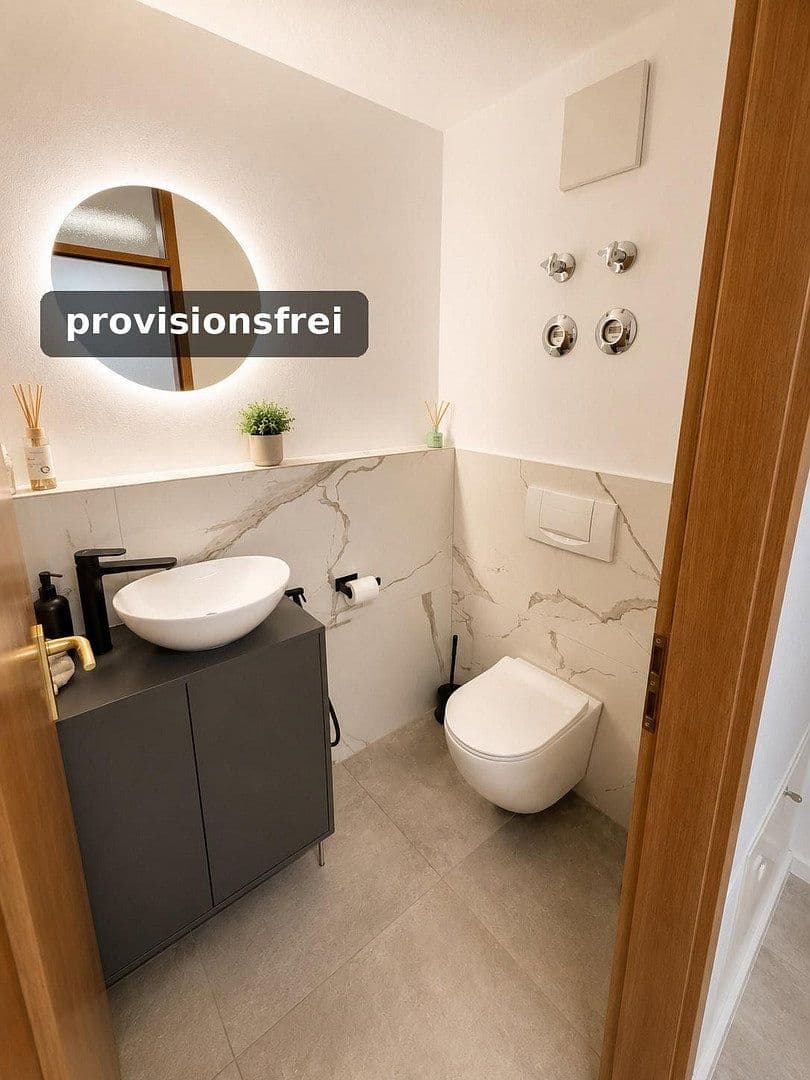 2 bedroom with open-plan kitchen flat for sale, 85 m², Holzgerlingen, Baden-Württemberg 2 bedroom with open-plan kitchen flat for sale, 85 m², Holzgerlingen, Baden-Württemberg