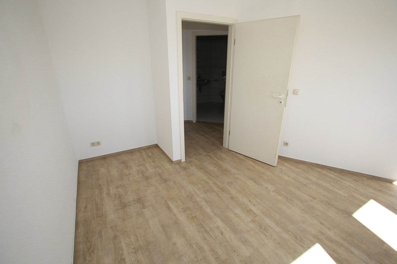 3 bedroom flat to rent, 98 m², Streitsberg 7, Plauen, Saxony 3 bedroom flat to rent, 98 m², Streitsberg 7, Plauen, Saxony