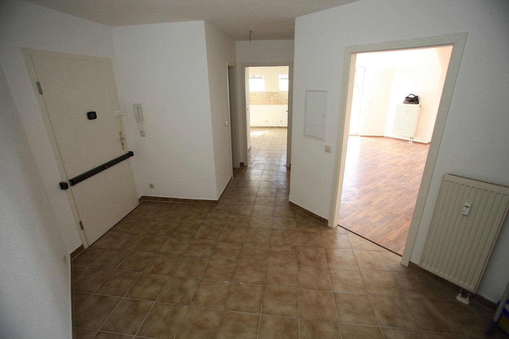 3 bedroom flat to rent, 98 m², Streitsberg 7, Plauen, Saxony 3 bedroom flat to rent, 98 m², Streitsberg 7, Plauen, Saxony