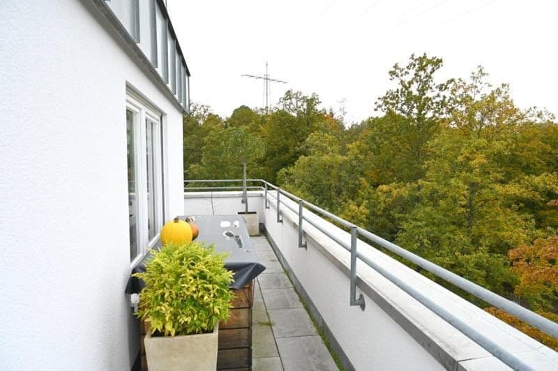 1 bedroom with open-plan kitchen flat to rent, 81 m², Rohrer Höhe 1, Stuttgart, Baden-Württemberg 1 bedroom with open-plan kitchen flat to rent, 81 m², Rohrer Höhe 1, Stuttgart, Baden-Württemberg