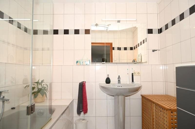 1 bedroom with open-plan kitchen flat to rent, 81 m², Rohrer Höhe 1, Stuttgart, Baden-Württemberg 1 bedroom with open-plan kitchen flat to rent, 81 m², Rohrer Höhe 1, Stuttgart, Baden-Württemberg