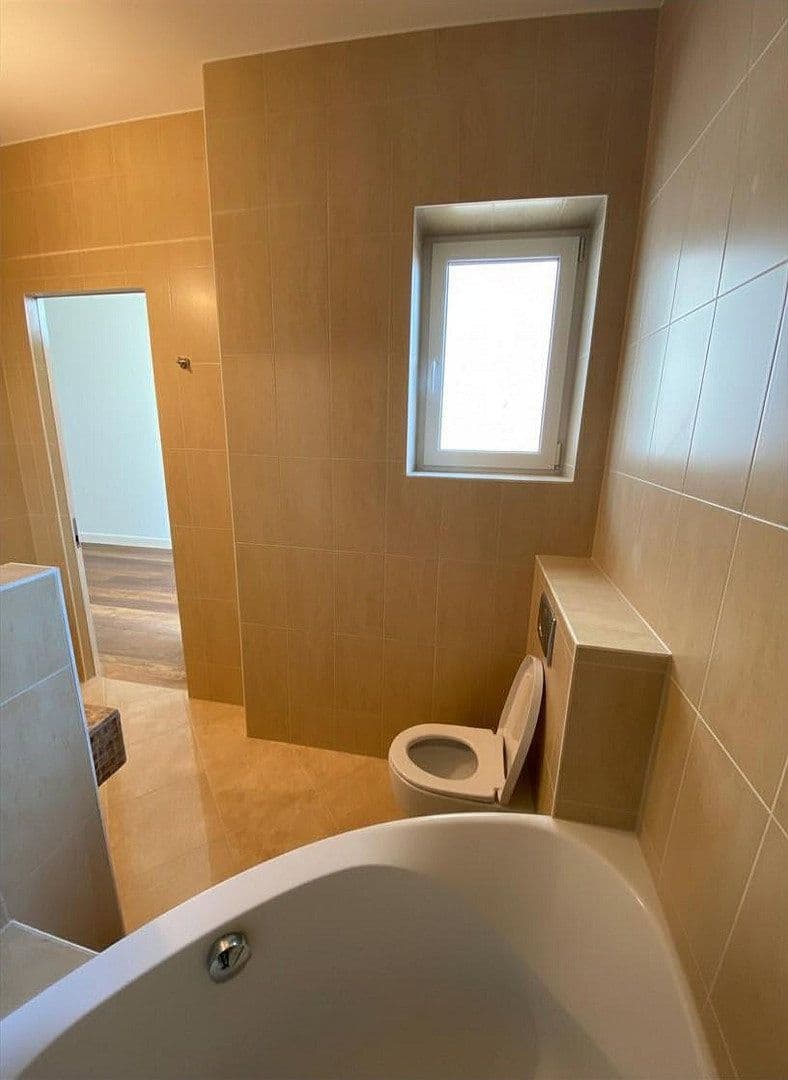 3 bedroom flat to rent, 110 m², Frankfurt, Hesse 3 bedroom flat to rent, 110 m², Frankfurt, Hesse