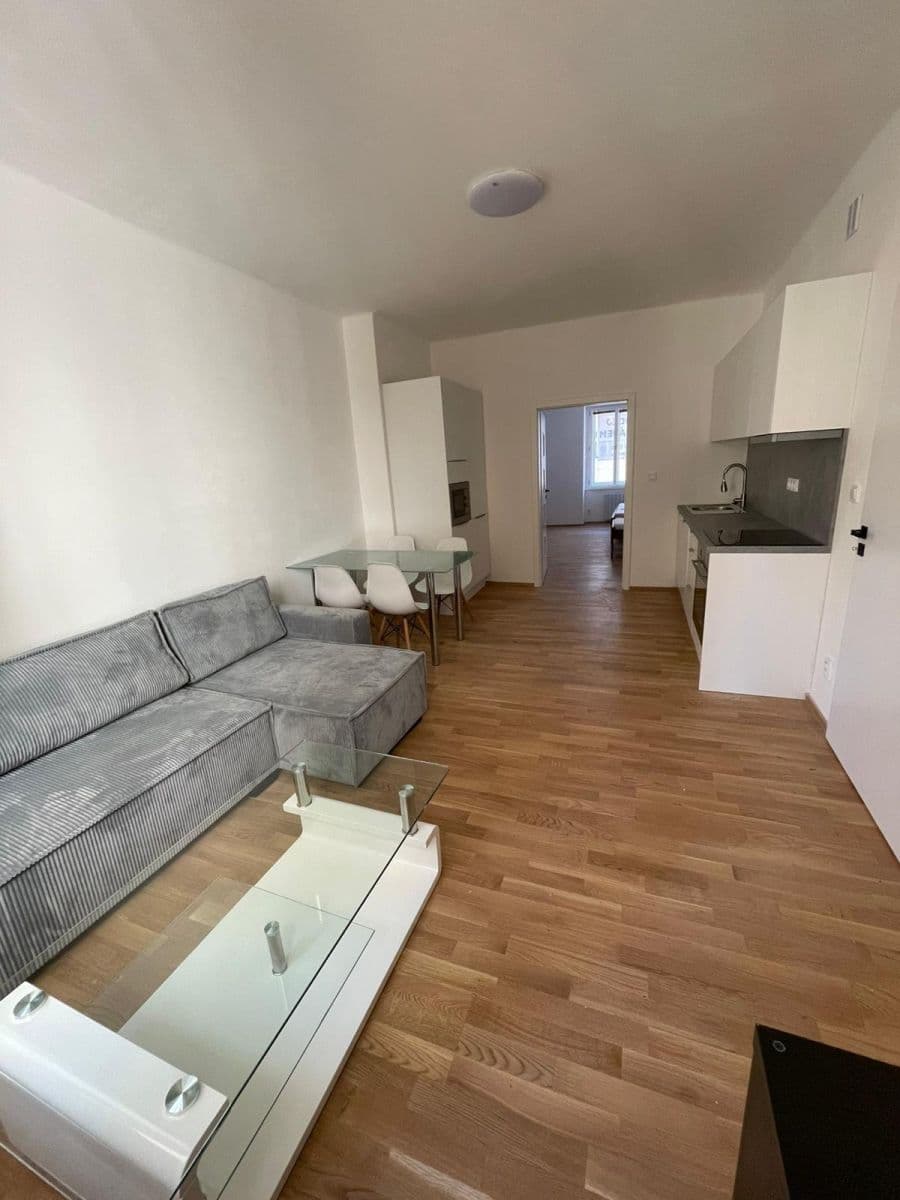 flat to rent, 52 m², Národní obrany, Prague, Prague flat to rent, 52 m², Národní obrany, Prague, Prague