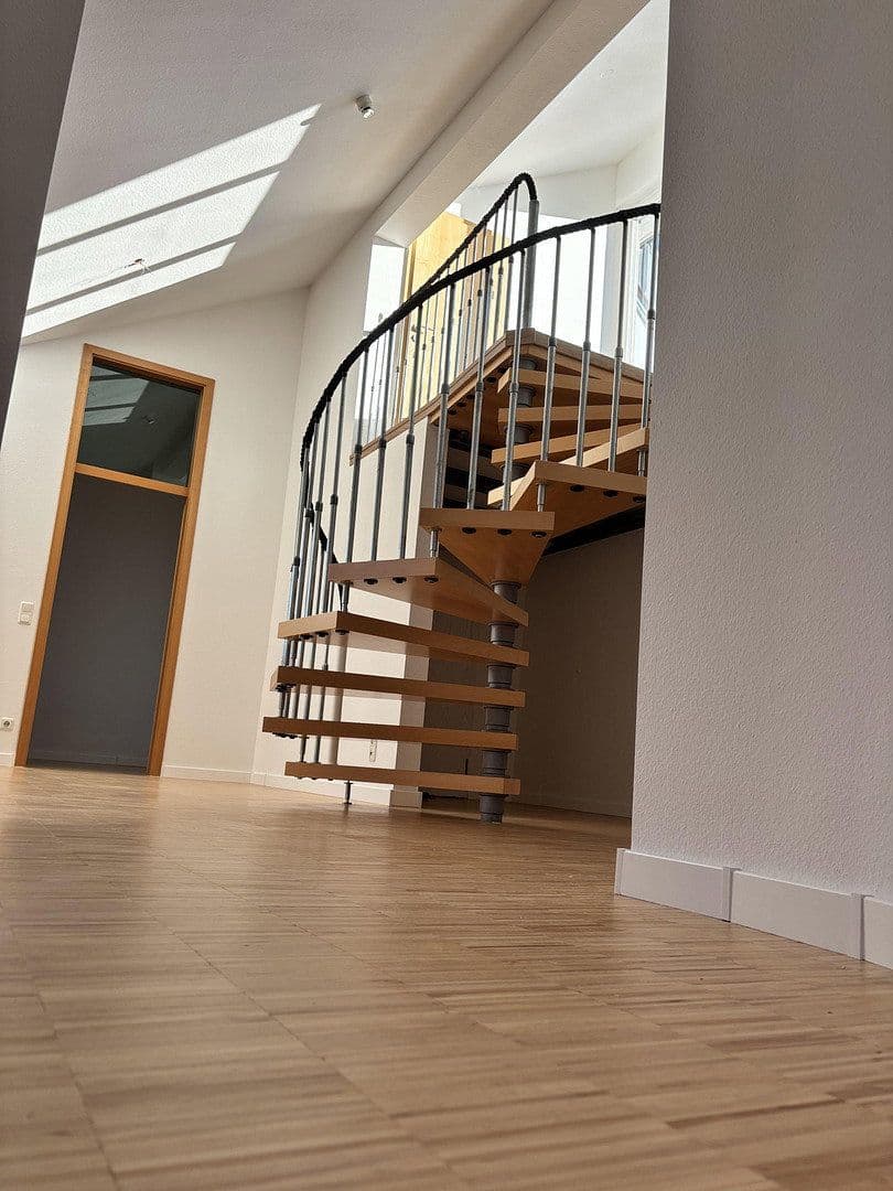 1 bedroom with open-plan kitchen flat to rent, 98 m², Uferstraße 19, Leipzig, Saxony 1 bedroom with open-plan kitchen flat to rent, 98 m², Uferstraße 19, Leipzig, Saxony