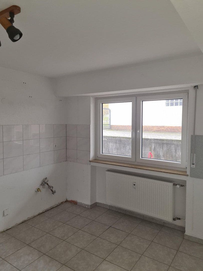 2 bedroom with open-plan kitchen flat to rent, 110 m², Sinntal, Hesse 2 bedroom with open-plan kitchen flat to rent, 110 m², Sinntal, Hesse