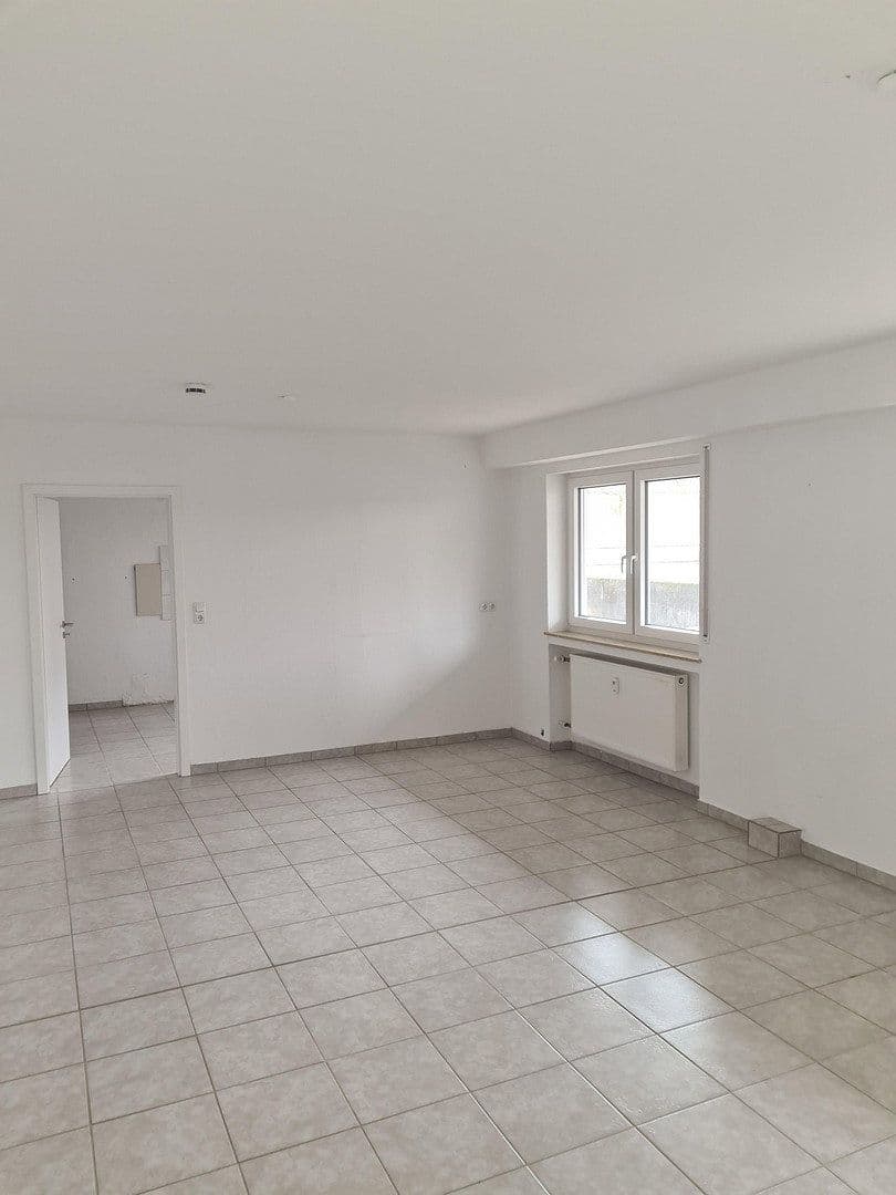 2 bedroom with open-plan kitchen flat to rent, 110 m², Sinntal, Hesse 2 bedroom with open-plan kitchen flat to rent, 110 m², Sinntal, Hesse