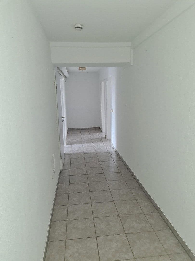 2 bedroom with open-plan kitchen flat to rent, 110 m², Sinntal, Hesse 2 bedroom with open-plan kitchen flat to rent, 110 m², Sinntal, Hesse