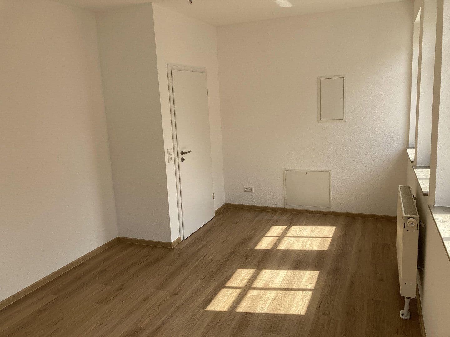 2 bedroom with open-plan kitchen flat to rent, 90 m², Römerstraße 66, Obernburg am Main, Bavaria 2 bedroom with open-plan kitchen flat to rent, 90 m², Römerstraße 66, Obernburg am Main, Bavaria