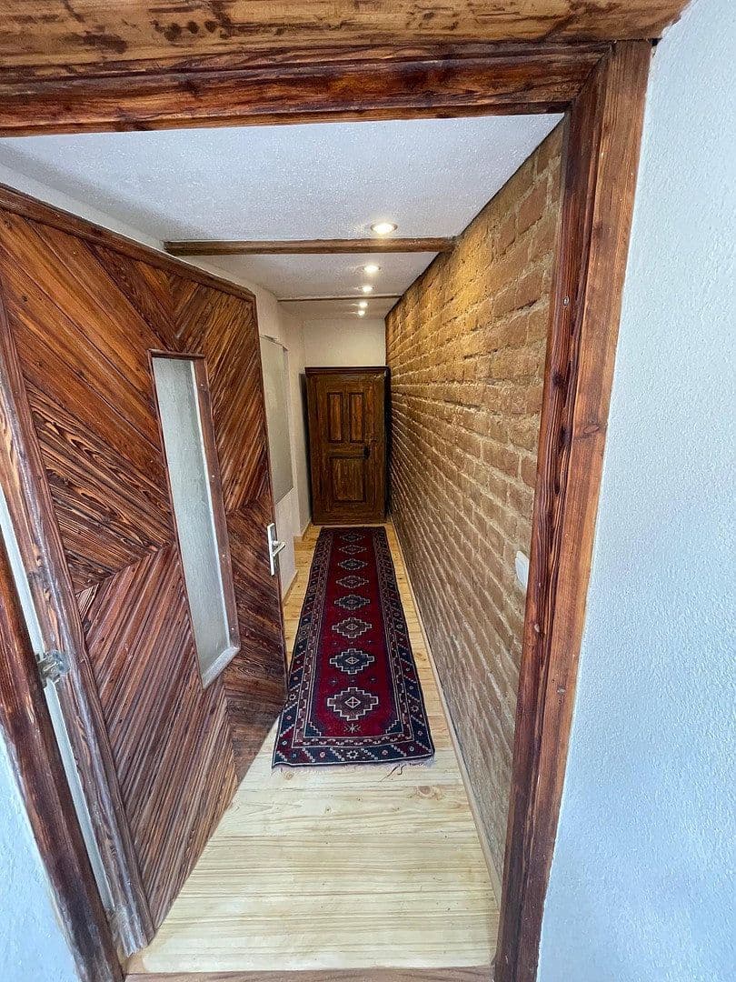 1 bedroom with open-plan kitchen flat to rent, 70 m², Marktstr. 3, Rottenburg a. d. Laaber, Bavaria 1 bedroom with open-plan kitchen flat to rent, 70 m², Marktstr. 3, Rottenburg a. d. Laaber, Bavaria