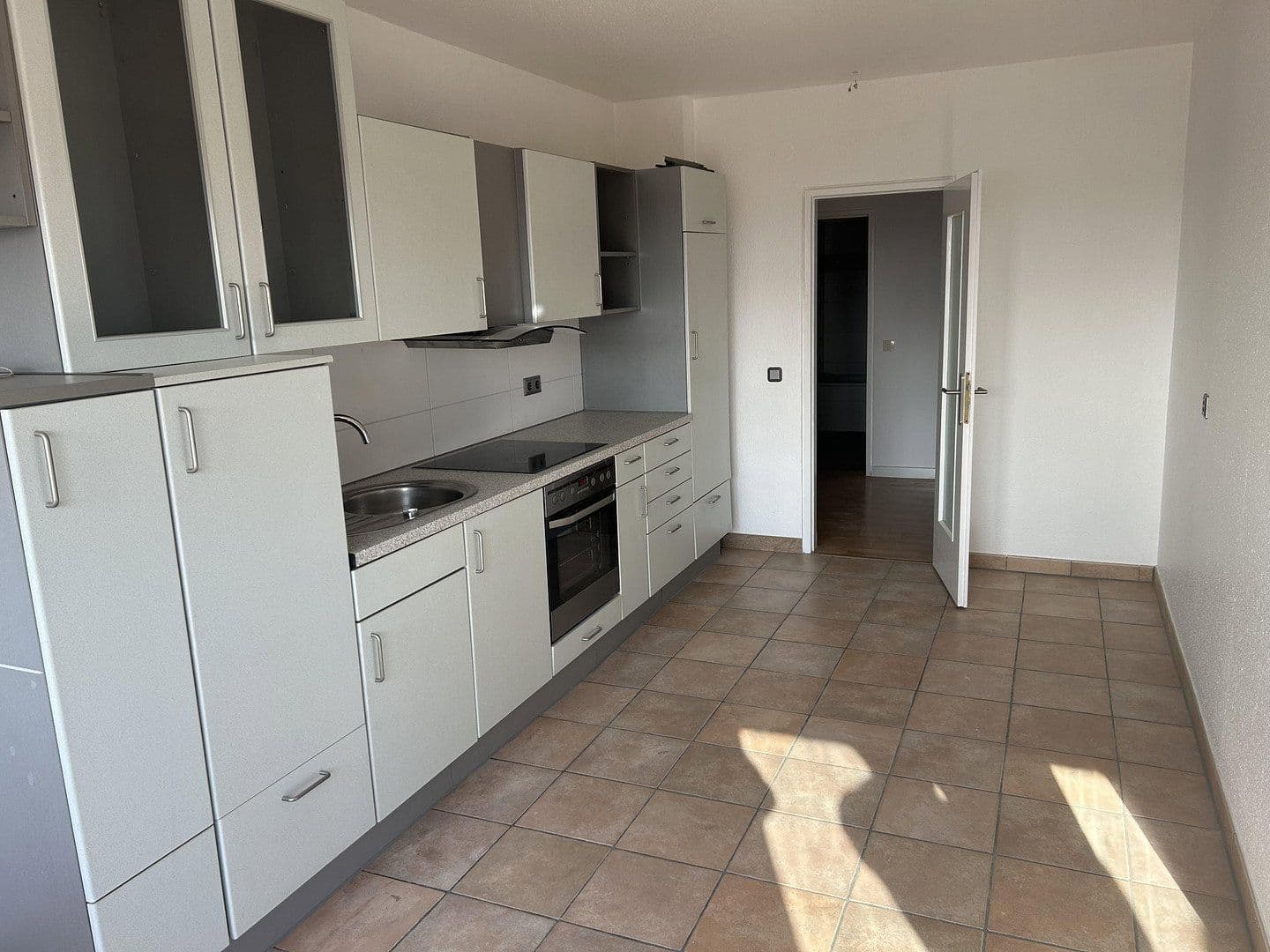 3 bedroom flat to rent, 81 m², Rodgau, Hesse 3 bedroom flat to rent, 81 m², Rodgau, Hesse