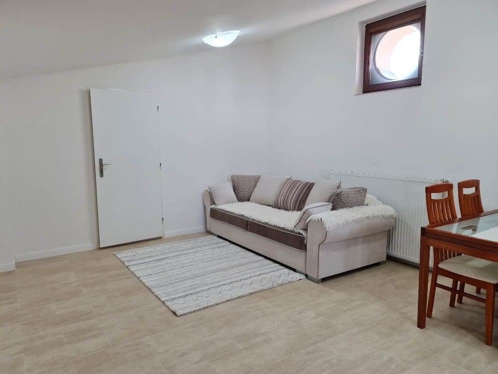 1 bedroom with open-plan kitchen flat to rent, 51 m², Městský kopec, Bílovec, Moravskoslezský Region 1 bedroom with open-plan kitchen flat to rent, 51 m², Městský kopec, Bílovec, Moravskoslezský Region