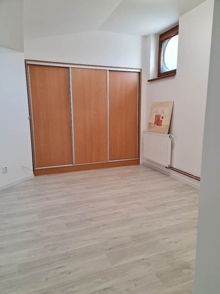1 bedroom with open-plan kitchen flat to rent, 51 m², Městský kopec, Bílovec, Moravskoslezský Region 1 bedroom with open-plan kitchen flat to rent, 51 m², Městský kopec, Bílovec, Moravskoslezský Region