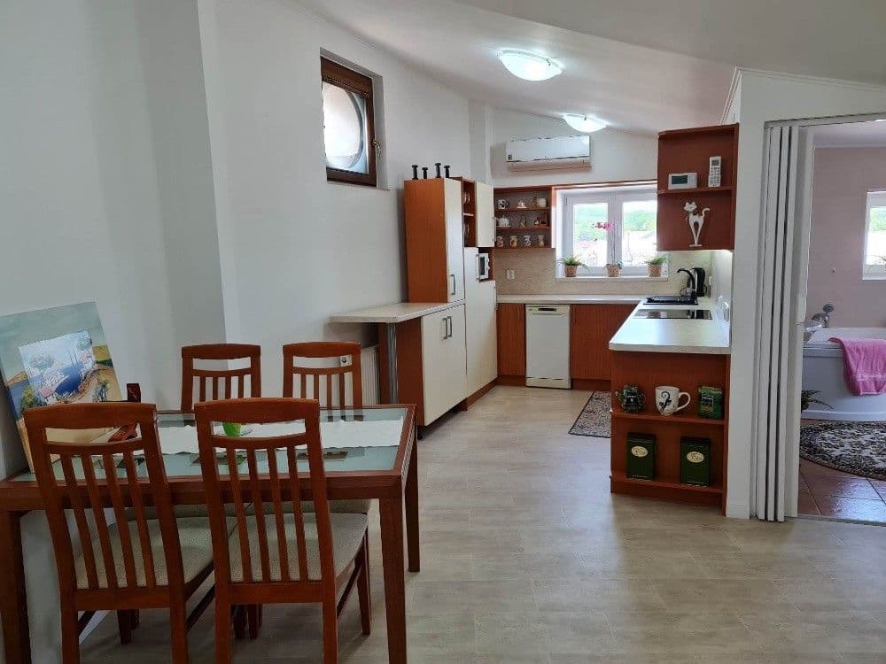 1 bedroom with open-plan kitchen flat to rent, 51 m², Městský kopec, Bílovec, Moravskoslezský Region 1 bedroom with open-plan kitchen flat to rent, 51 m², Městský kopec, Bílovec, Moravskoslezský Region