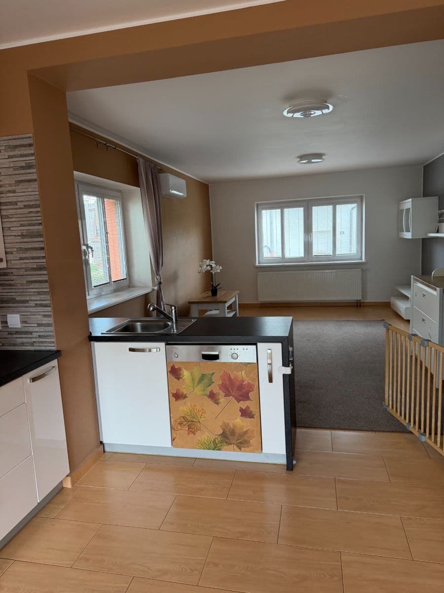 house to rent, 160 m², Horova, Bruntál, Moravskoslezský Region house to rent, 160 m², Horova, Bruntál, Moravskoslezský Region