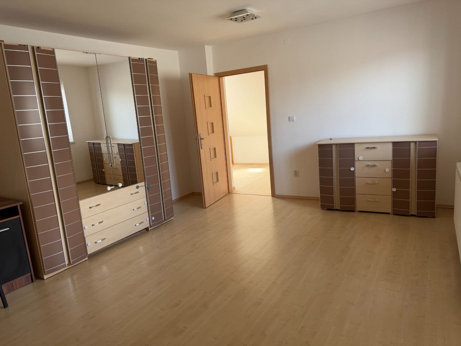 house to rent, 160 m², Horova, Bruntál, Moravskoslezský Region house to rent, 160 m², Horova, Bruntál, Moravskoslezský Region