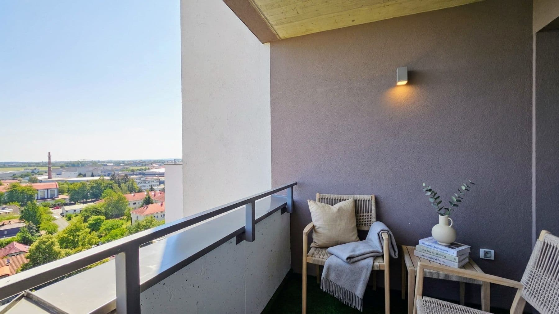 2 bedroom with open-plan kitchen flat to rent, 83 m², Chlebovická, Prague, Prague 2 bedroom with open-plan kitchen flat to rent, 83 m², Chlebovická, Prague, Prague