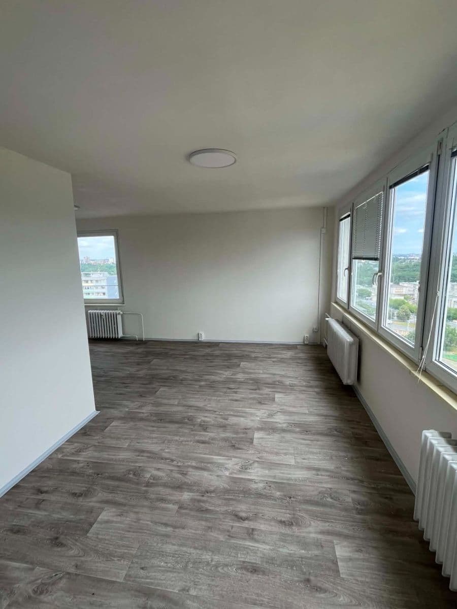 2 bedroom with open-plan kitchen flat for sale, 60 m², Kukučínova, Prague, Prague 2 bedroom with open-plan kitchen flat for sale, 60 m², Kukučínova, Prague, Prague