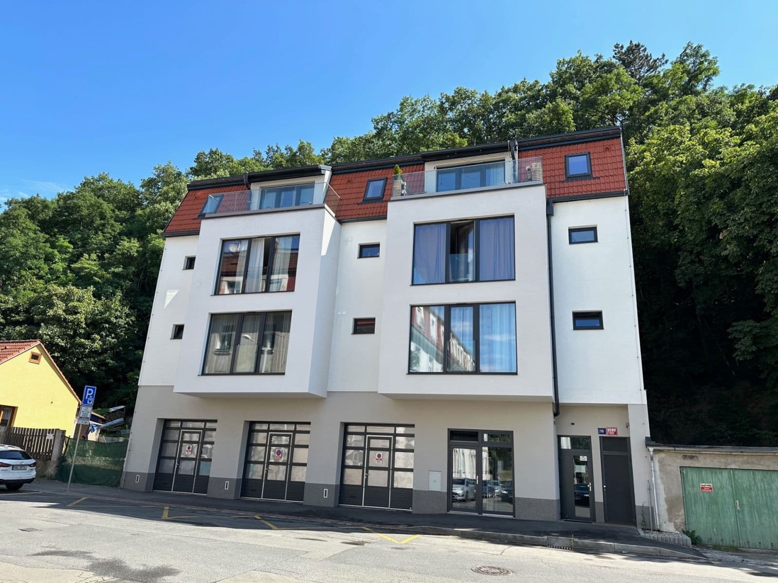 1 bedroom with open-plan kitchen flat to rent, 35 m², Pod Stárkou, Prague, Prague 1 bedroom with open-plan kitchen flat to rent, 35 m², Pod Stárkou, Prague, Prague