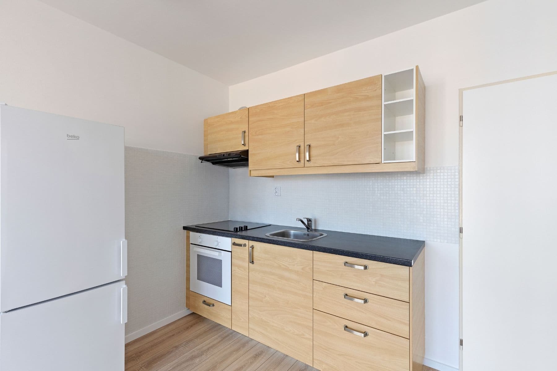 1 bedroom with open-plan kitchen flat to rent, 46 m², Hnězdenská, Prague, Prague 1 bedroom with open-plan kitchen flat to rent, 46 m², Hnězdenská, Prague, Prague