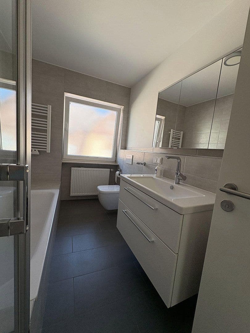 4 bedroom flat to rent, 96 m², Bad Vilbel, Hesse 4 bedroom flat to rent, 96 m², Bad Vilbel, Hesse