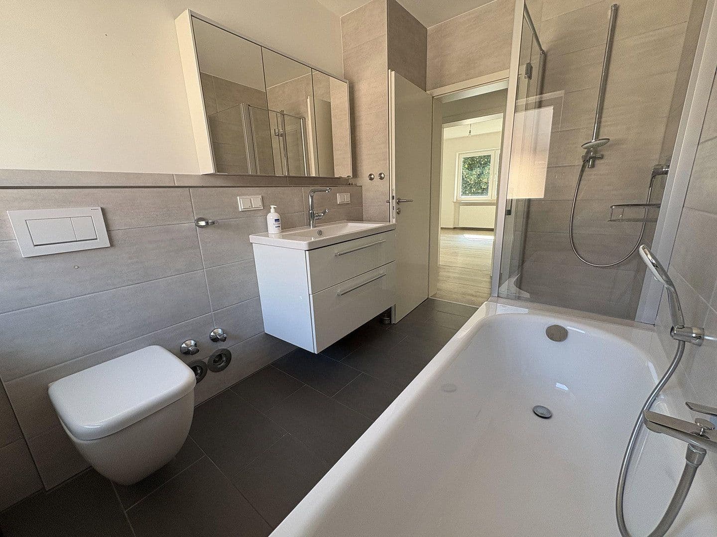 4 bedroom flat to rent, 96 m², Bad Vilbel, Hesse 4 bedroom flat to rent, 96 m², Bad Vilbel, Hesse