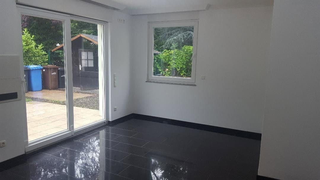 house to rent, 244 m², Leverkusen, North Rhine-Westphalia house to rent, 244 m², Leverkusen, North Rhine-Westphalia