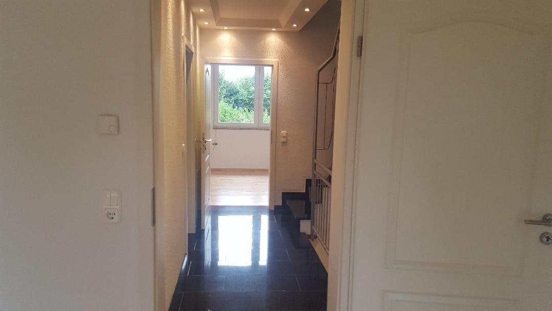 house to rent, 244 m², Leverkusen, North Rhine-Westphalia house to rent, 244 m², Leverkusen, North Rhine-Westphalia