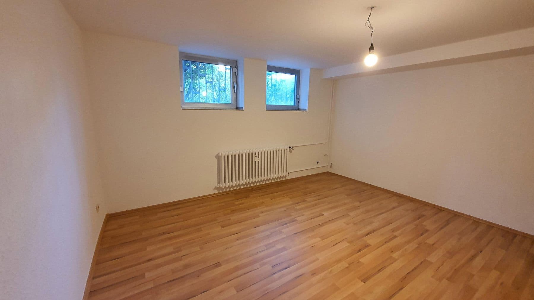 3 bedroom with open-plan kitchen flat to rent, 130 m², Duisburg, North Rhine-Westphalia 3 bedroom with open-plan kitchen flat to rent, 130 m², Duisburg, North Rhine-Westphalia