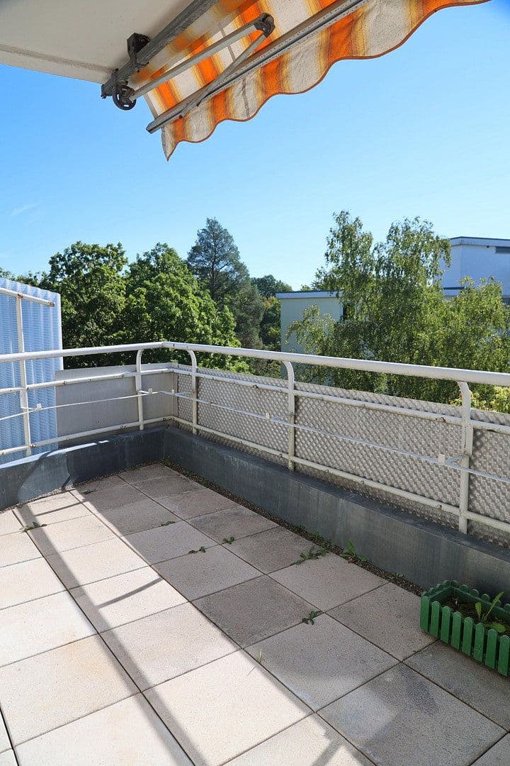 1 bedroom with open-plan kitchen flat to rent, 100 m², Taunusstraße 58, Böblingen, Baden-Württemberg 1 bedroom with open-plan kitchen flat to rent, 100 m², Taunusstraße 58, Böblingen, Baden-Württemberg