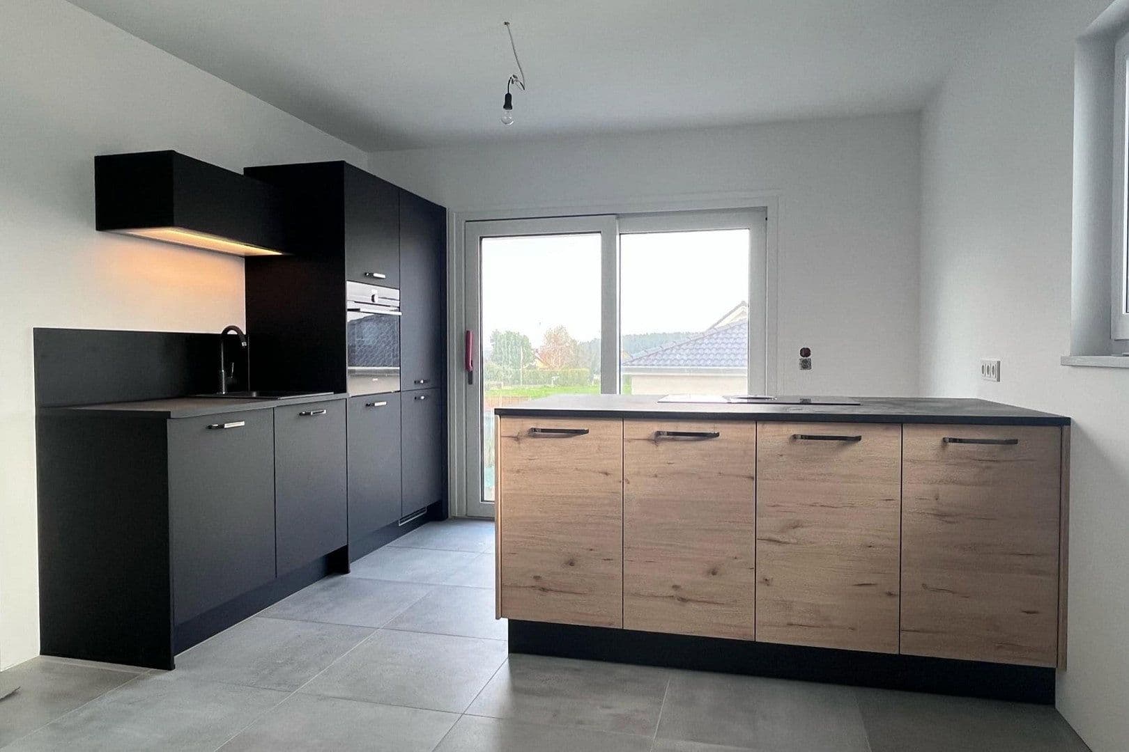 2 bedroom with open-plan kitchen flat for sale, 103 m², Meisenweg 8, Röttenbach, Bavaria 2 bedroom with open-plan kitchen flat for sale, 103 m², Meisenweg 8, Röttenbach, Bavaria