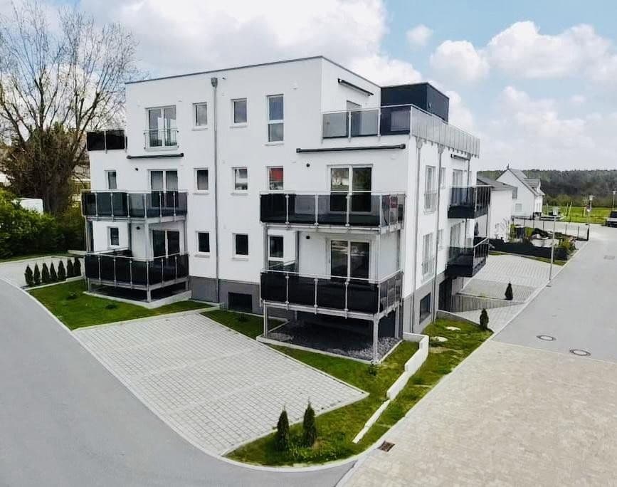 2 bedroom with open-plan kitchen flat for sale, 103 m², Meisenweg 8, Röttenbach, Bavaria 2 bedroom with open-plan kitchen flat for sale, 103 m², Meisenweg 8, Röttenbach, Bavaria