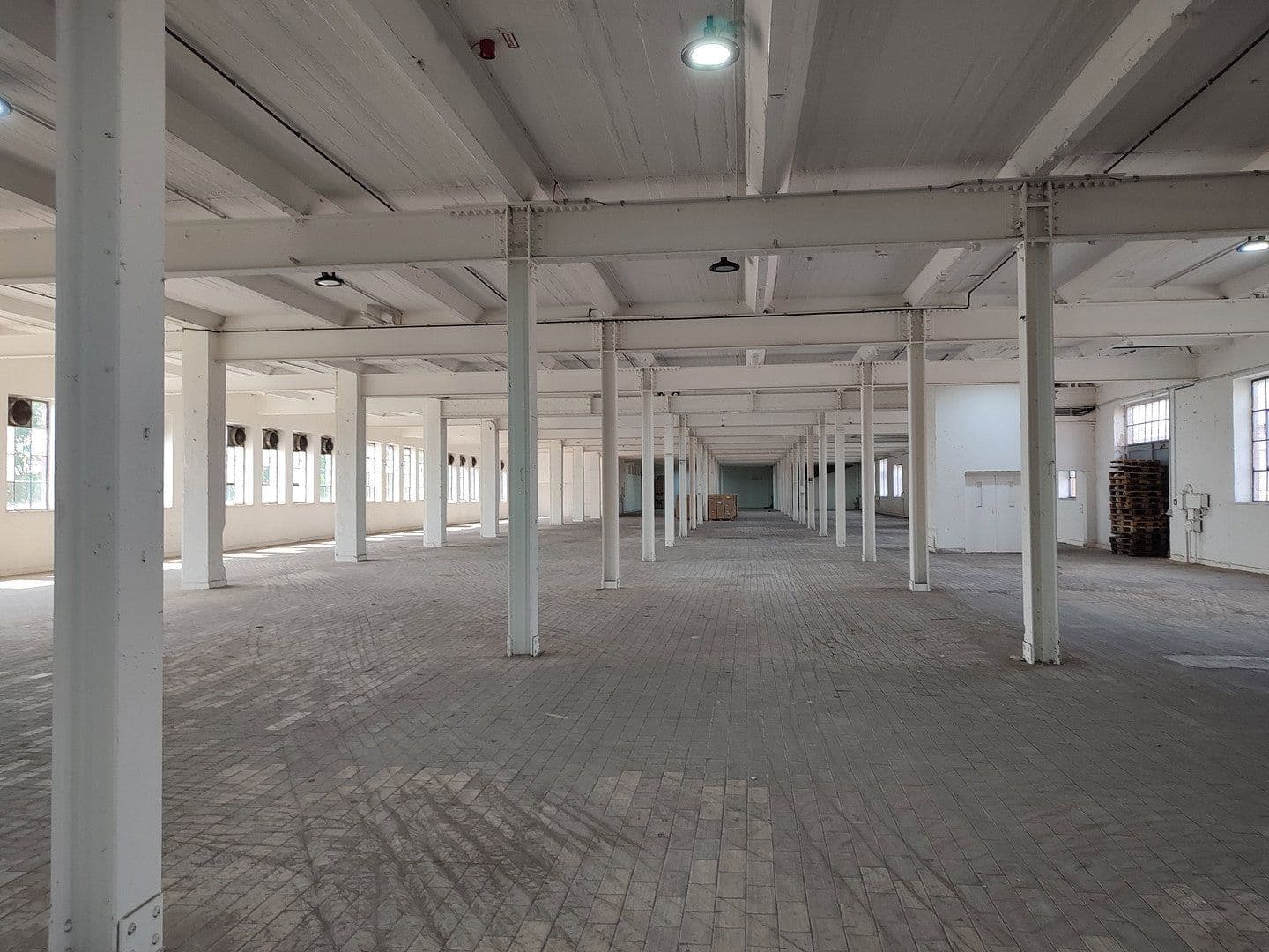 non-residential property to rent, 35,000 m², Obere Hilgenstock 2-8, Warburg, North Rhine-Westphalia non-residential property to rent, 35,000 m², Obere Hilgenstock 2-8, Warburg, North Rhine-Westphalia