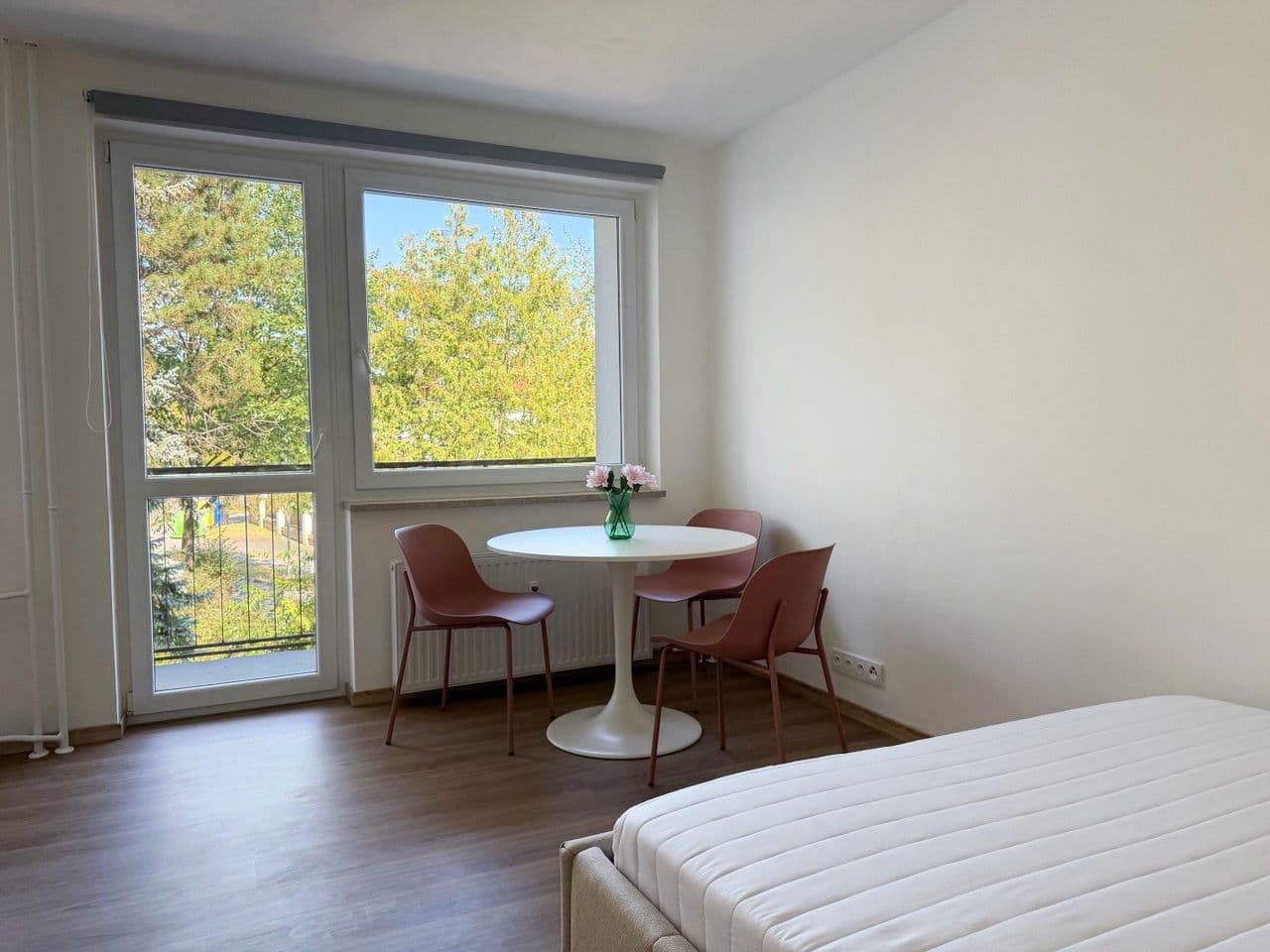 Studio flat to rent, 33 m², Pod Třebešínem, Prague, Prague Studio flat to rent, 33 m², Pod Třebešínem, Prague, Prague