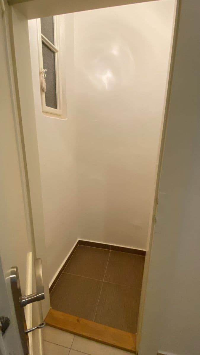 1 bedroom with open-plan kitchen flat to rent, 55 m², Národní obrany, Prague, Prague 1 bedroom with open-plan kitchen flat to rent, 55 m², Národní obrany, Prague, Prague