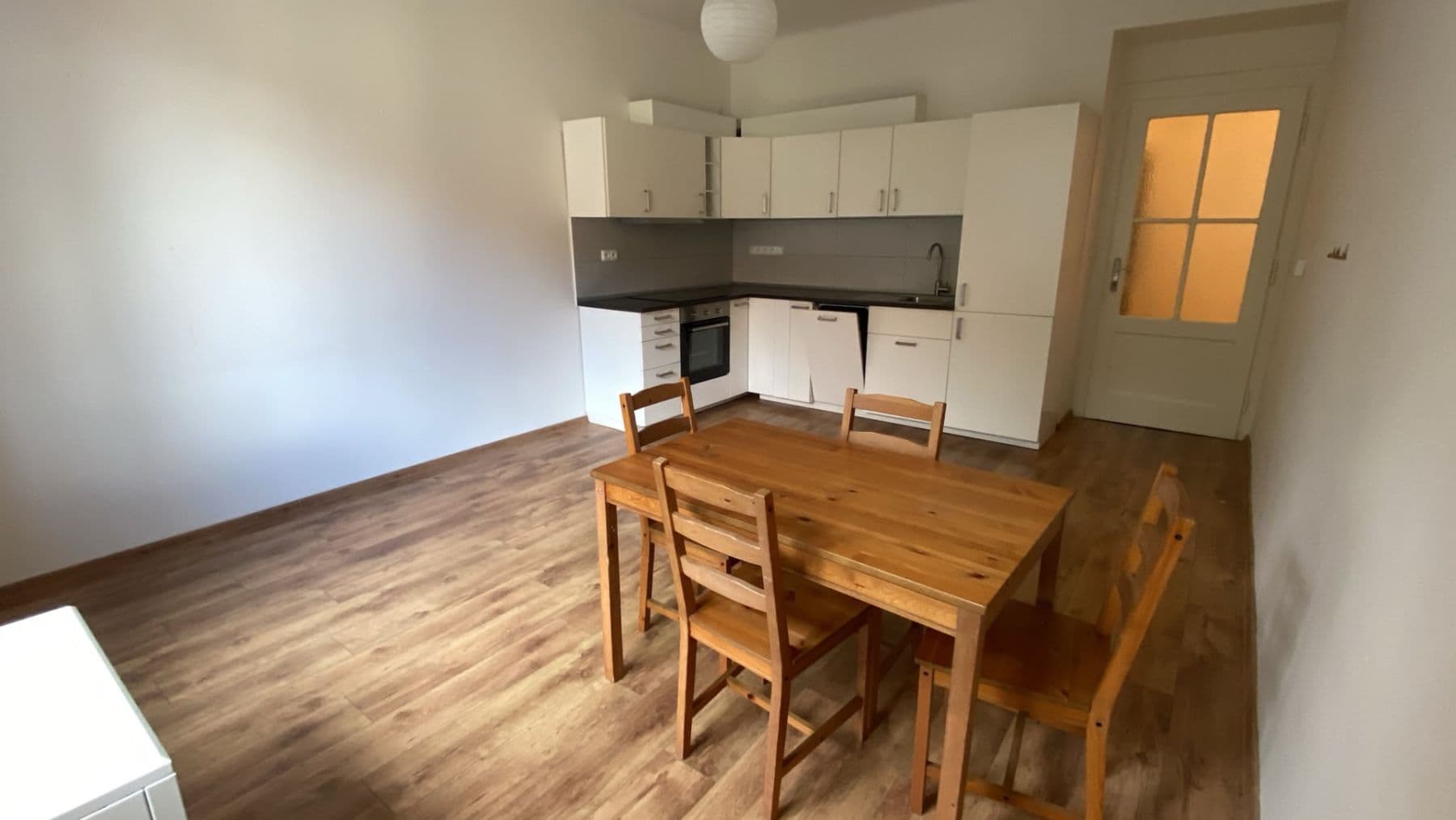 1 bedroom with open-plan kitchen flat to rent, 55 m², Národní obrany, Prague, Prague 1 bedroom with open-plan kitchen flat to rent, 55 m², Národní obrany, Prague, Prague