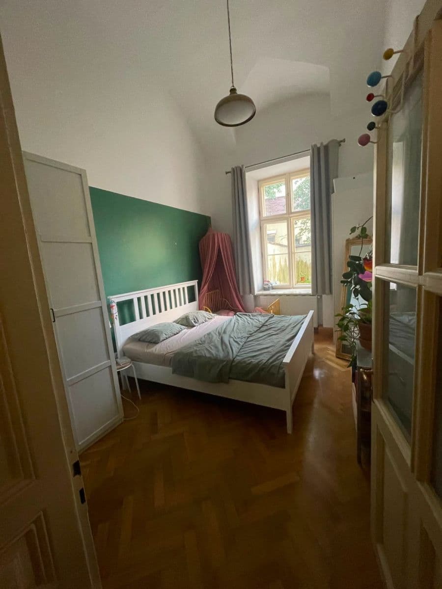 3 bedroom flat to rent, 78 m², Viktora Huga, Prague, Prague 3 bedroom flat to rent, 78 m², Viktora Huga, Prague, Prague