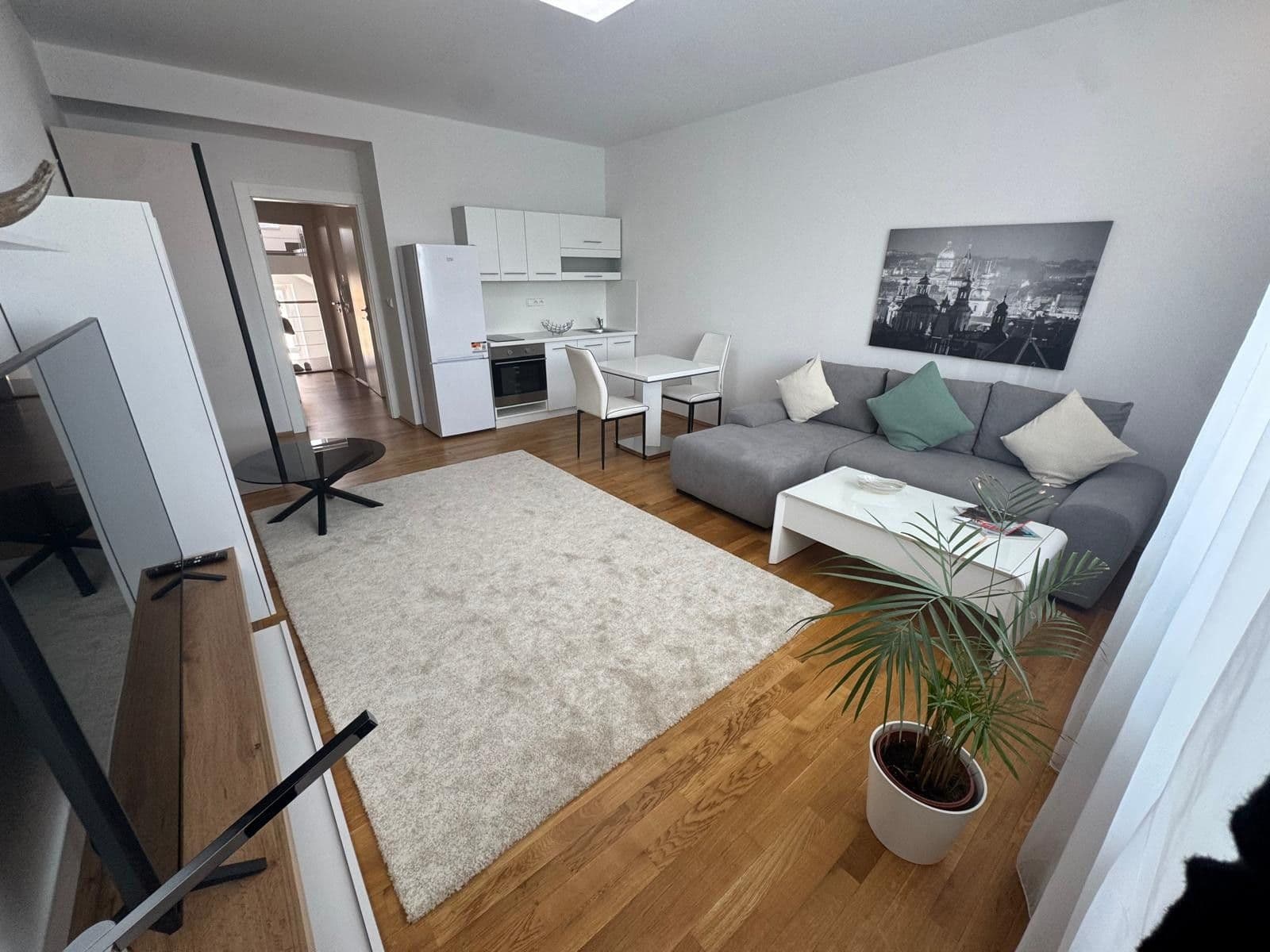 Small studio flat to rent, 36 m², Parléřova, Prague, Prague Small studio flat to rent, 36 m², Parléřova, Prague, Prague