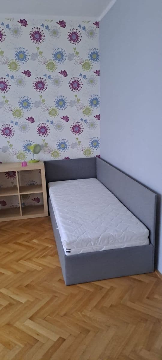 3 bedroom flat to rent, 90 m², Klusáčkova, Brno, Jihomoravský Region 3 bedroom flat to rent, 90 m², Klusáčkova, Brno, Jihomoravský Region
