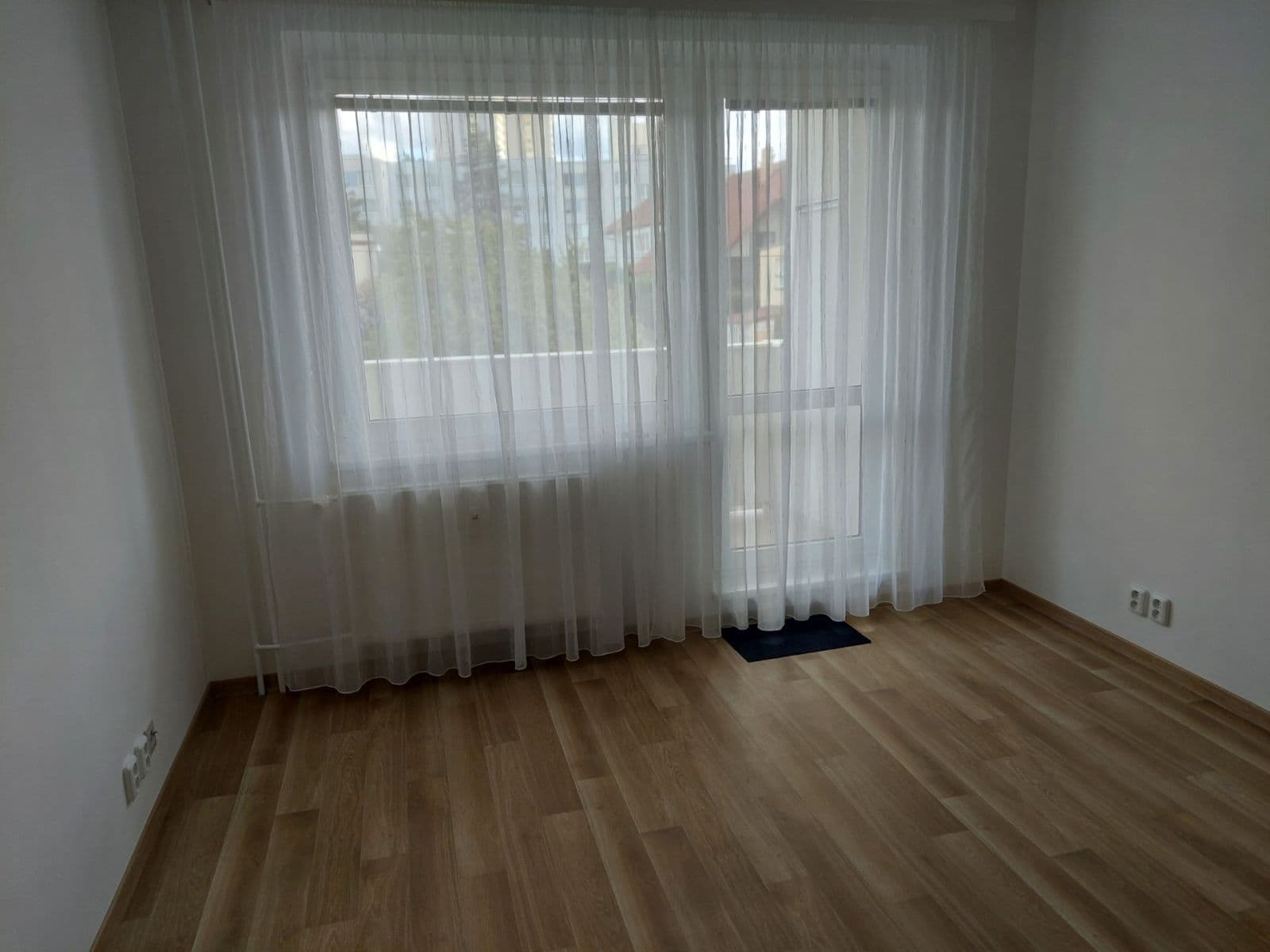 3 bedroom flat to rent, 77 m², Kryštofova, Prague, Prague 3 bedroom flat to rent, 77 m², Kryštofova, Prague, Prague