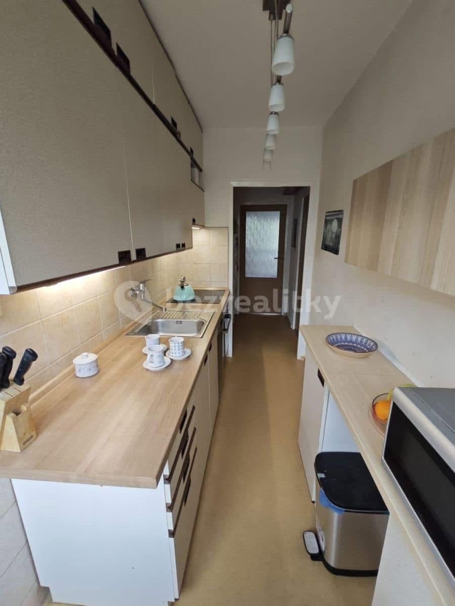 2 bedroom with open-plan kitchen flat to rent, 54 m², Gagarinova, Hradec Králové, Královéhradecký Region 2 bedroom with open-plan kitchen flat to rent, 54 m², Gagarinova, Hradec Králové, Královéhradecký Region
