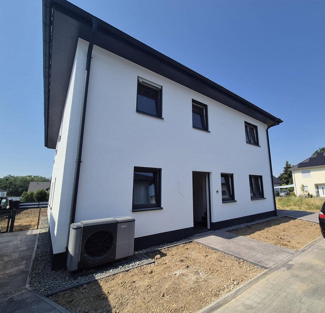4 bedroom flat to rent, 110 m², Euskirchen, North Rhine-Westphalia 4 bedroom flat to rent, 110 m², Euskirchen, North Rhine-Westphalia