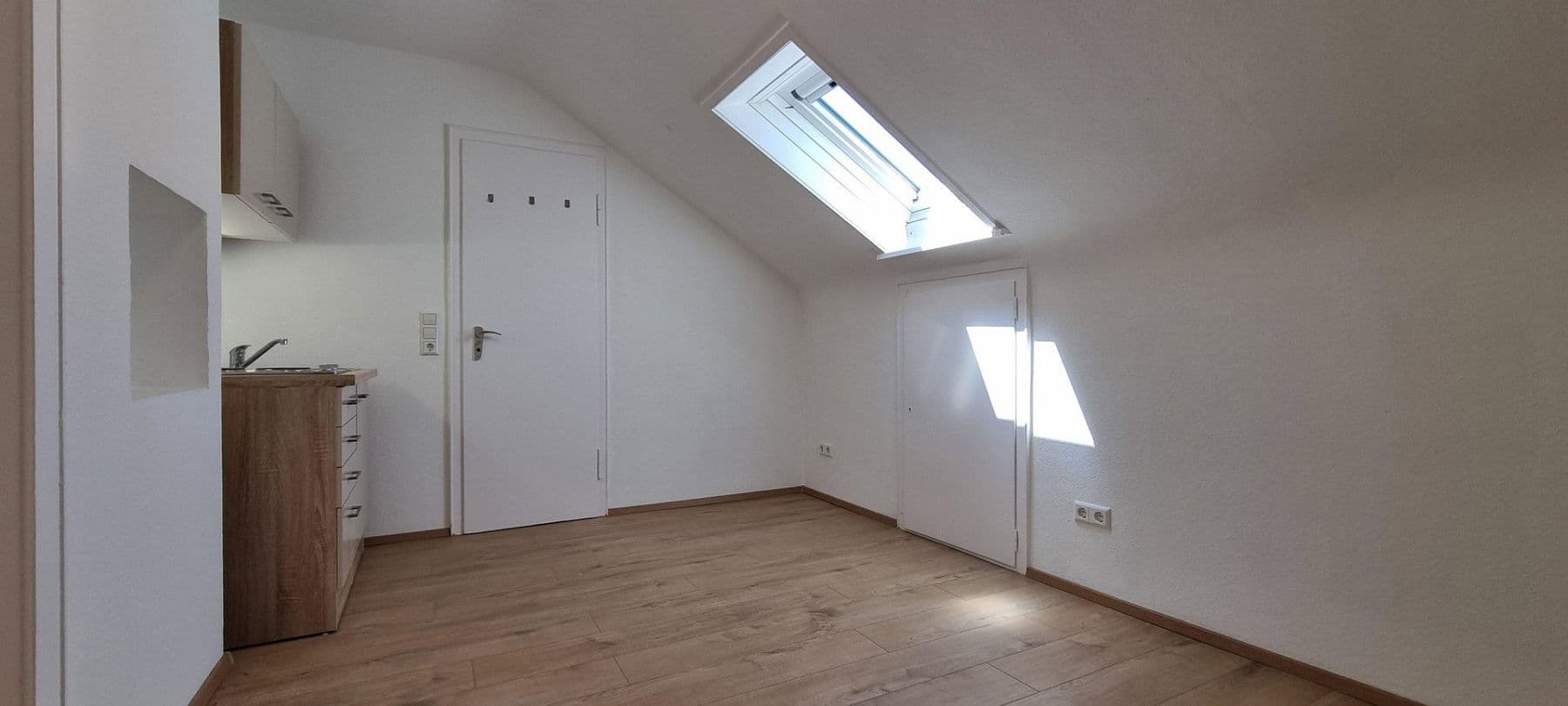 Studio flat to rent, 36 m², Breitscheidstraße 93 A, Stuttgart, Baden-Württemberg Studio flat to rent, 36 m², Breitscheidstraße 93 A, Stuttgart, Baden-Württemberg