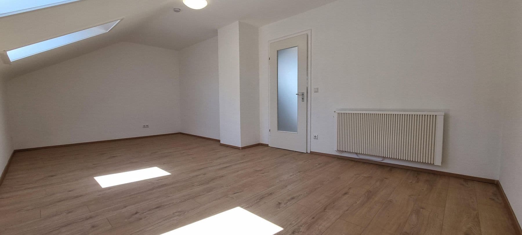 Studio flat to rent, 36 m², Breitscheidstraße 93 A, Stuttgart, Baden-Württemberg Studio flat to rent, 36 m², Breitscheidstraße 93 A, Stuttgart, Baden-Württemberg